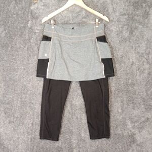 Athleta Be Free 2 In 1 Capri Leggings N Skort Gray Black Womens Large
